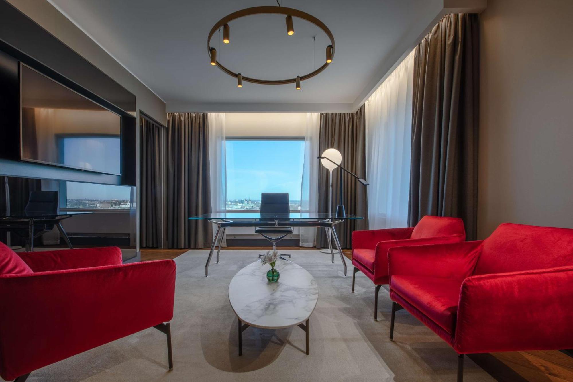 Viešbutis Radisson Collection Hotel, 5*