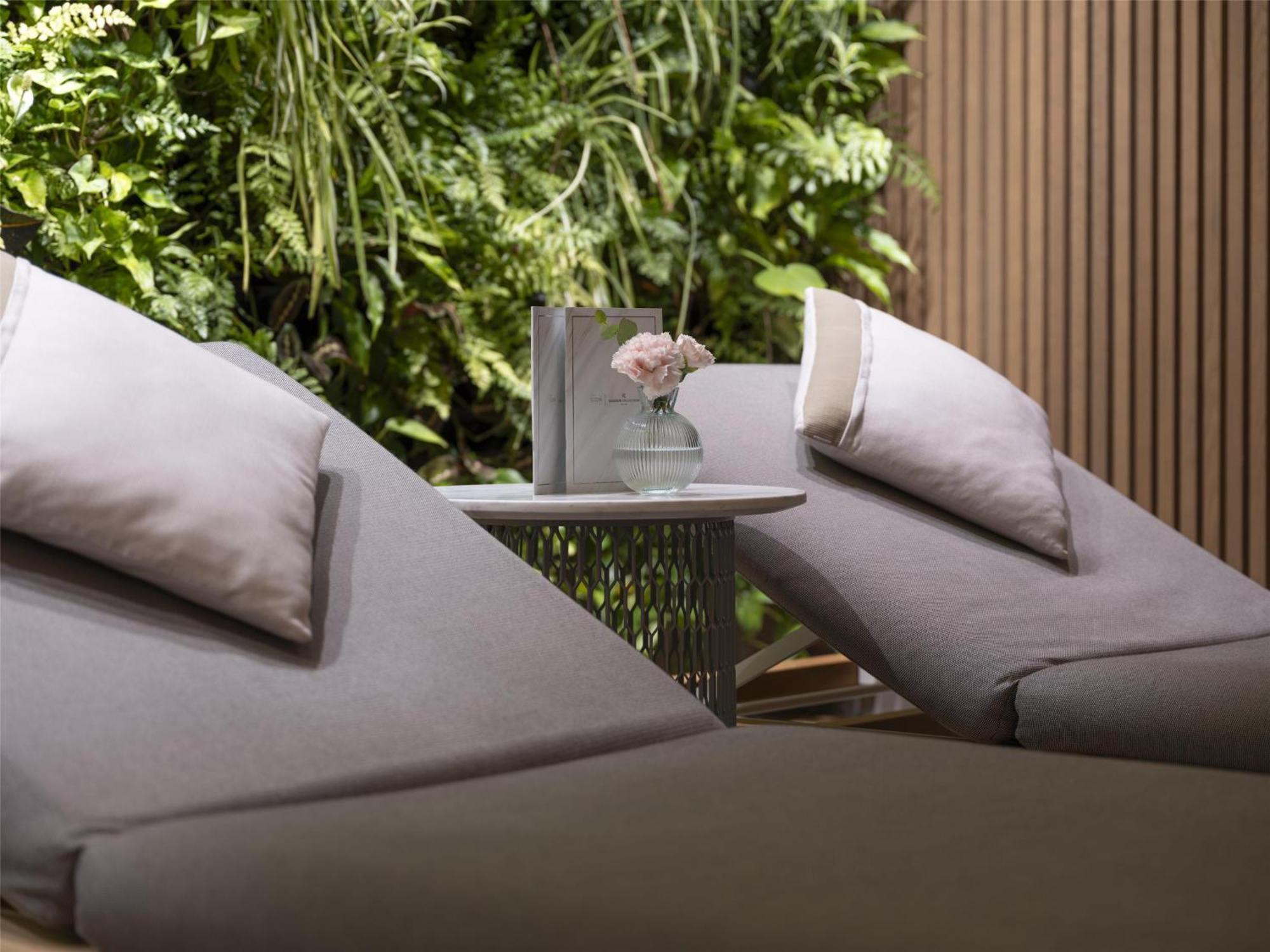 Radisson Collection Hotel, Hotell