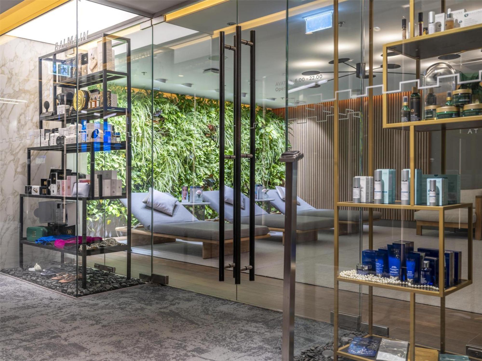 丽笙布鲁酒店天空酒店 塔林